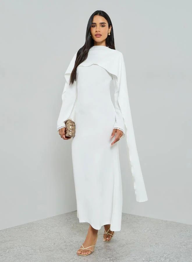 تايك تو فستان طويل بطبقة كيب