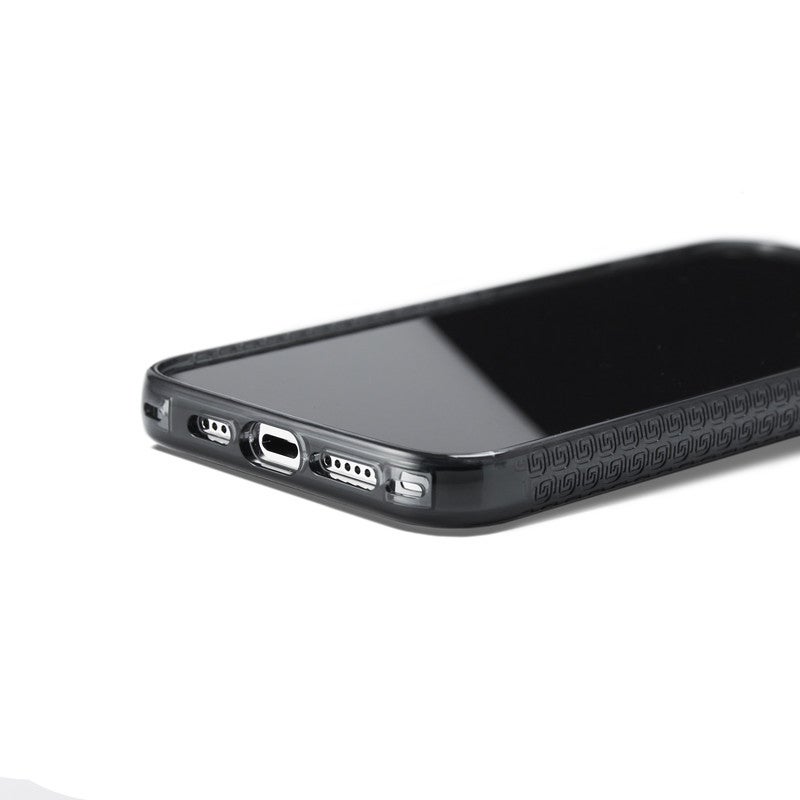 Grip2U iPhone15 Pro 6.1" SLIM Smoky – Premium Protective Accessory, Durable Material, Shock Resistant - Image 3