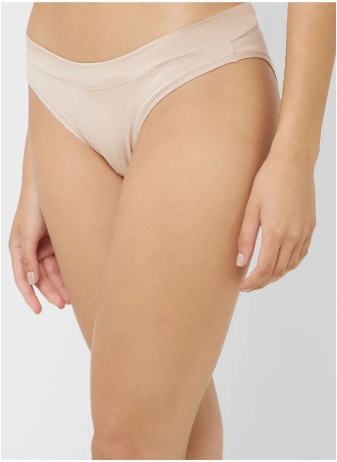 La Senza High Leg Thong