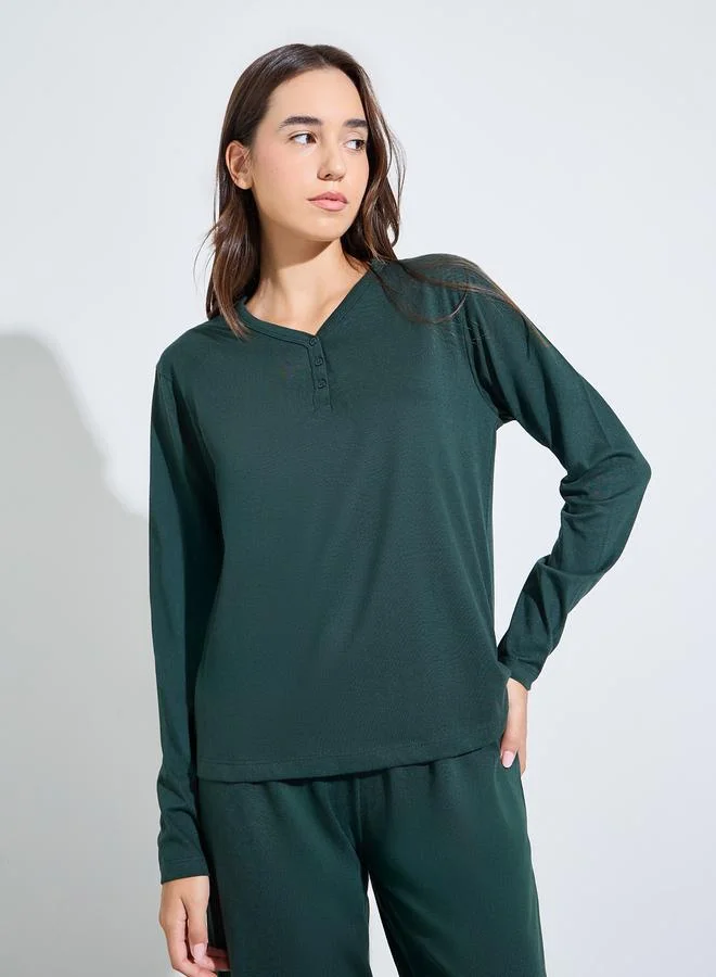 ستايلي Cotton V Neck Button Front T-Shirt and Pyjama Set