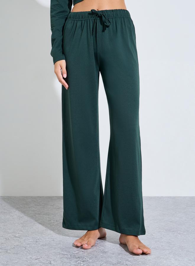 Styli Cotton V Neck Button Front T-Shirt and Pyjama Set - Image 4