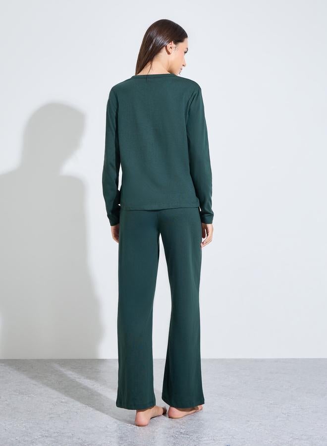 Styli Cotton V Neck Button Front T-Shirt and Pyjama Set - Image 5