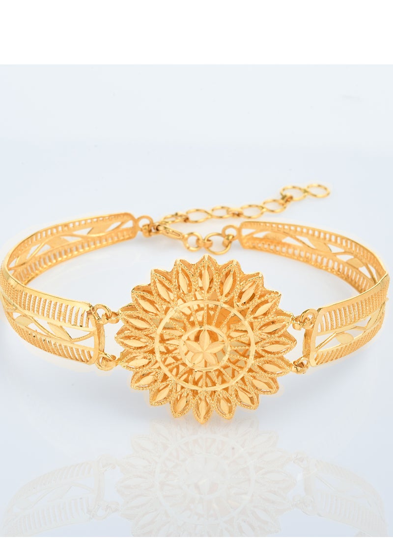 BAFLEH JEWELLERY Embrace Tradition: Heritage-Inspired 22kt Gold Bangle Designs  - Image 2