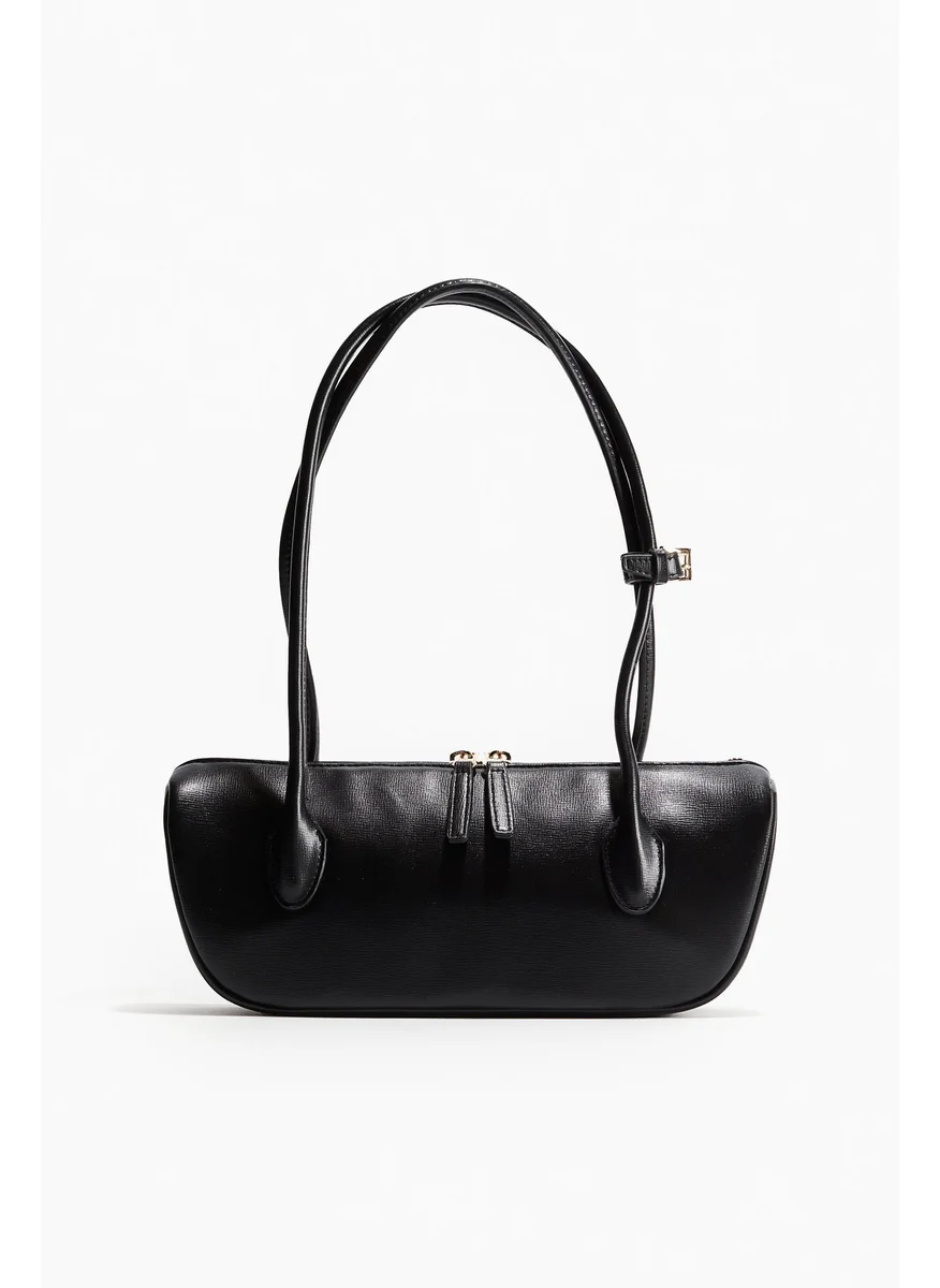 اتش اند ام Oblong Shoulder Bag