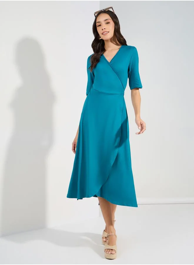 ستايلي Solid Wrap Midi Dress