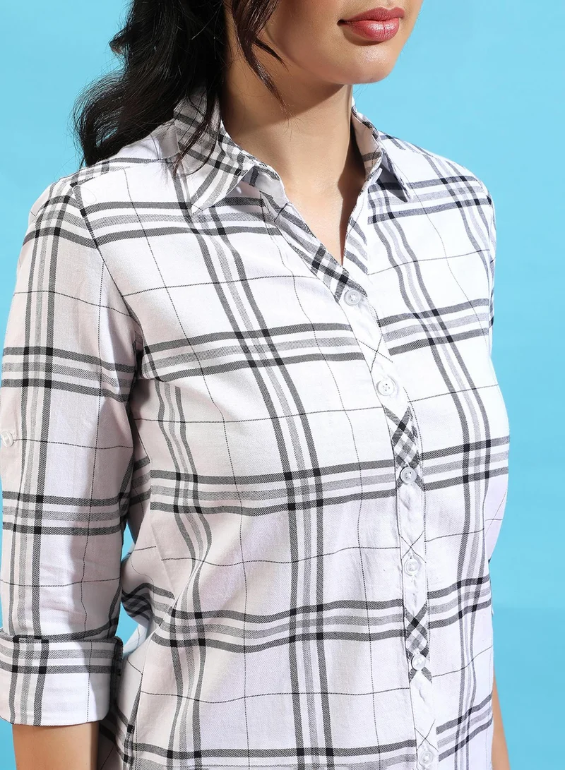 Campus Sutra Campus Sutra Women's White Checkered Button Up Spread Collar Long Sleeve Regular Fit Shirt For Casual Wear | Shirt Crafted With Regular Sleeve, Comfort Fit & High-Performance For Everyday Wear