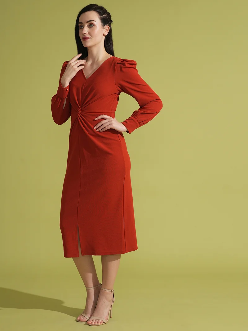 جلو باص فستان ميدي نسائي جلوبس بتفاصيل ملتفة