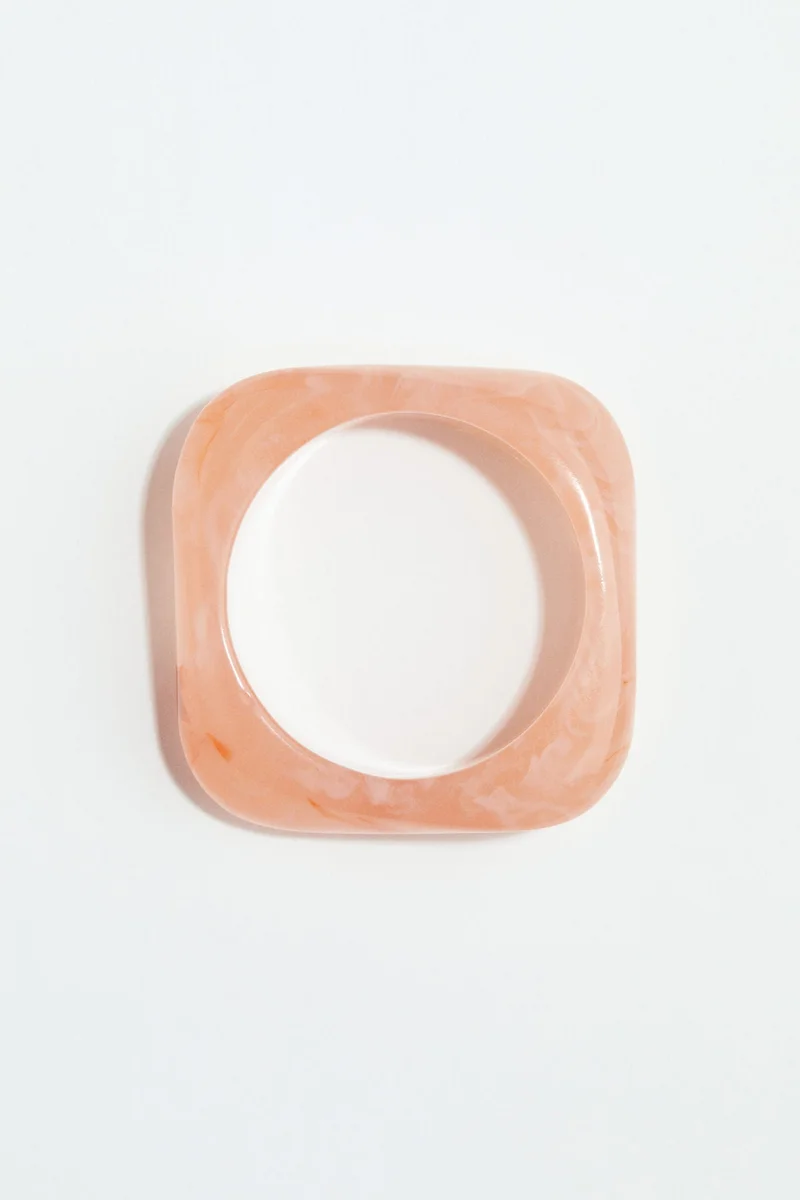 اتش اند ام سوار عريض