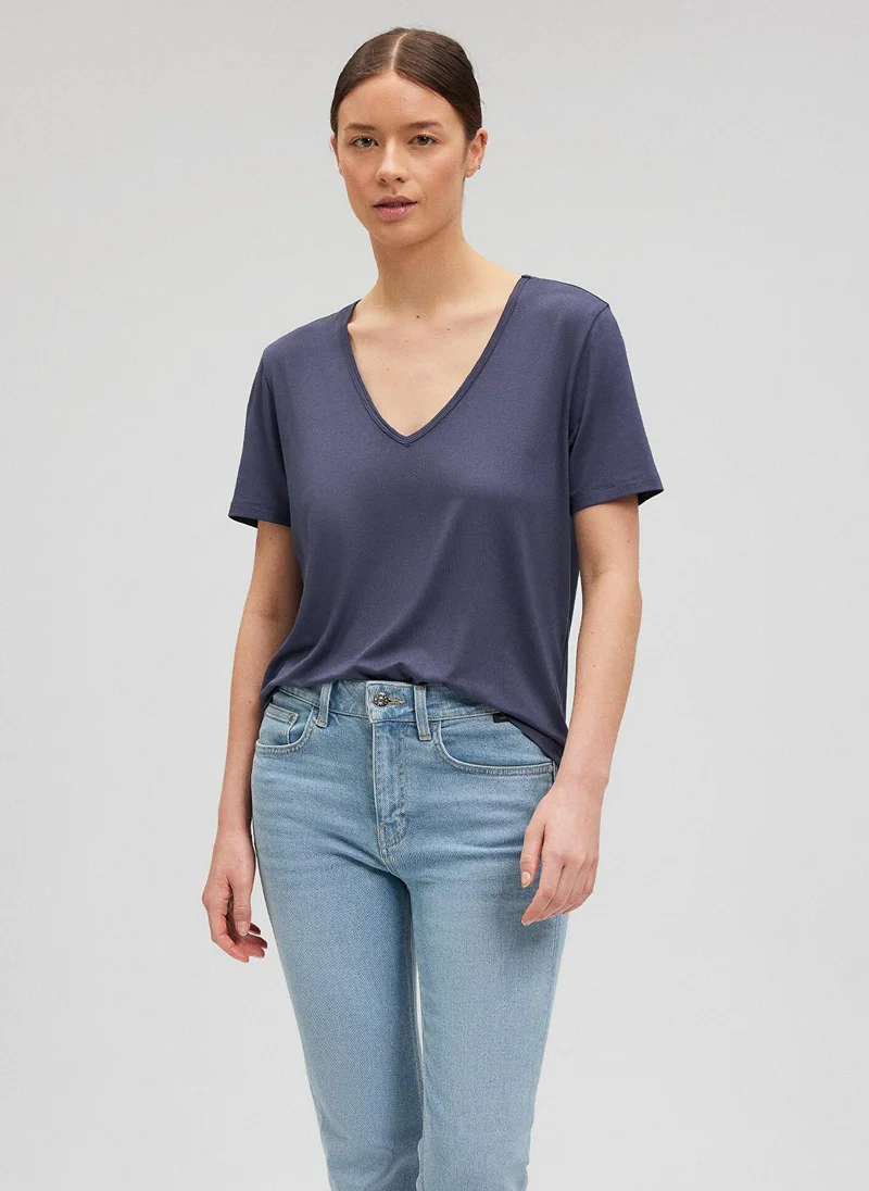 مافي V Neck Grey Basic T-Shirt