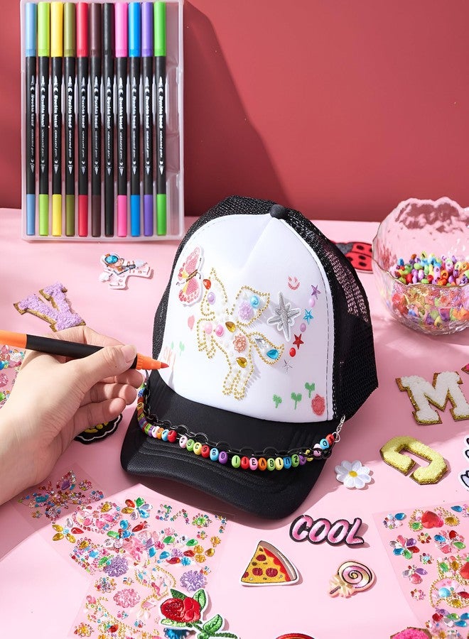 Skicuff مجموعة تزيين قبعات سائقي الشاحنات من Skicuff، 112 قطعة، تتضمن 10 قبعات بيسبول فارغة مع ملصقات ورقع وسلاسل وحروف من الشانيل وخرز وأقلام (كلاسيكية). - Image 3