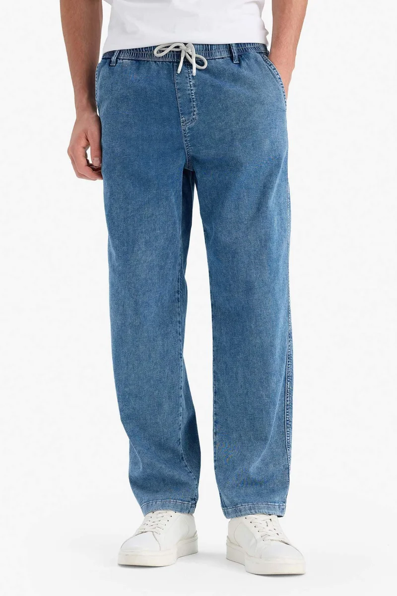Defacto  Elastic Waist Wide Leg Washed Summer Jeans for Men | Best Price UAE