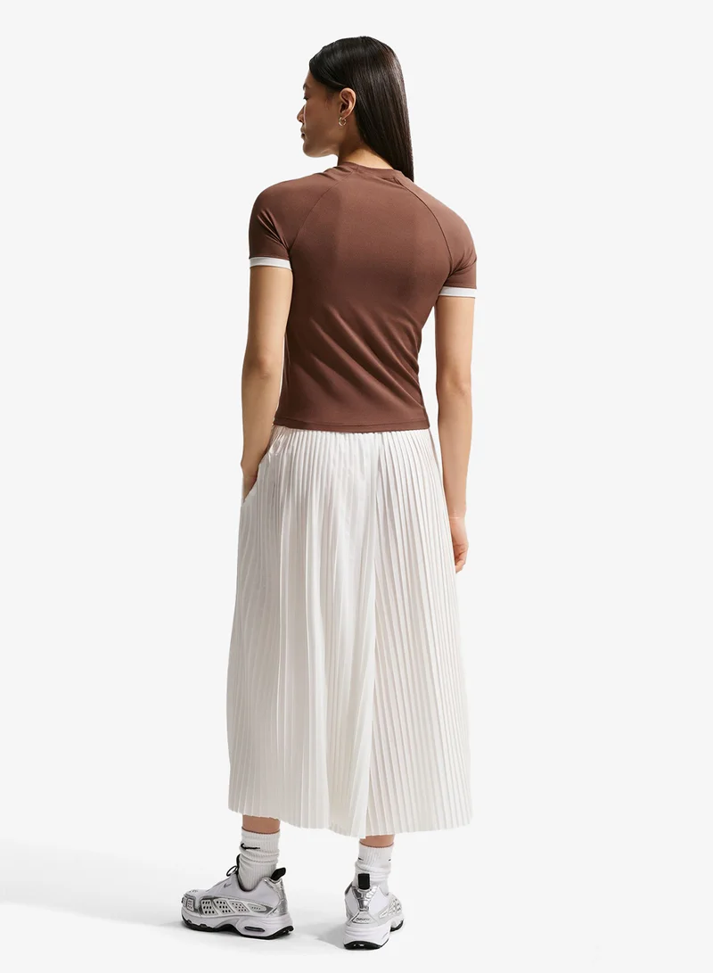 نايكي Essential Logo T-Shirt