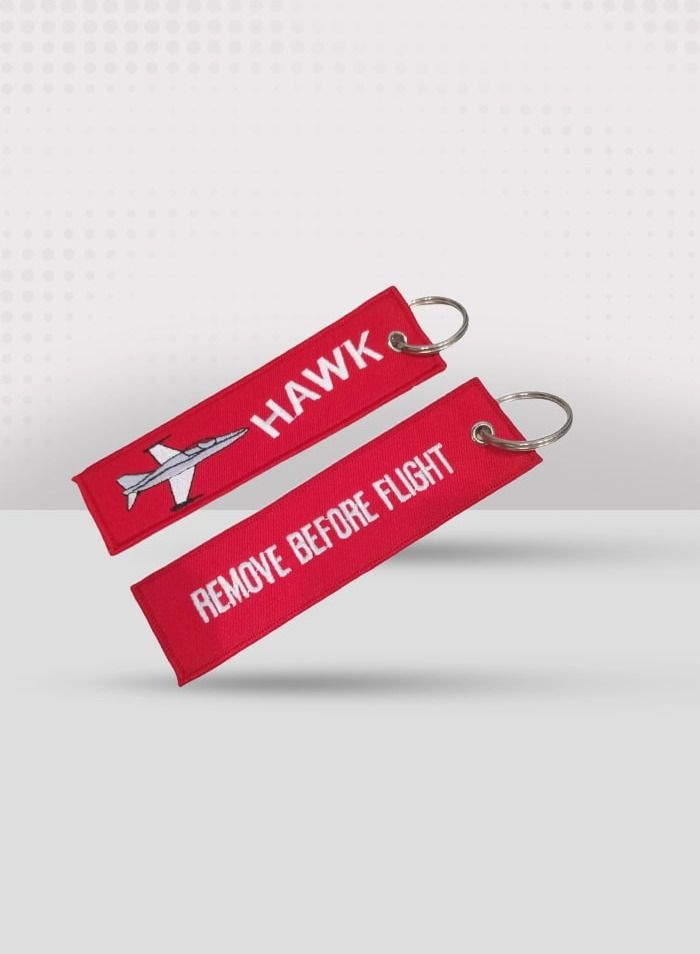 فايتر جيفتس ميدالية مفاتيح قماشية باللون الأحمر من هوك