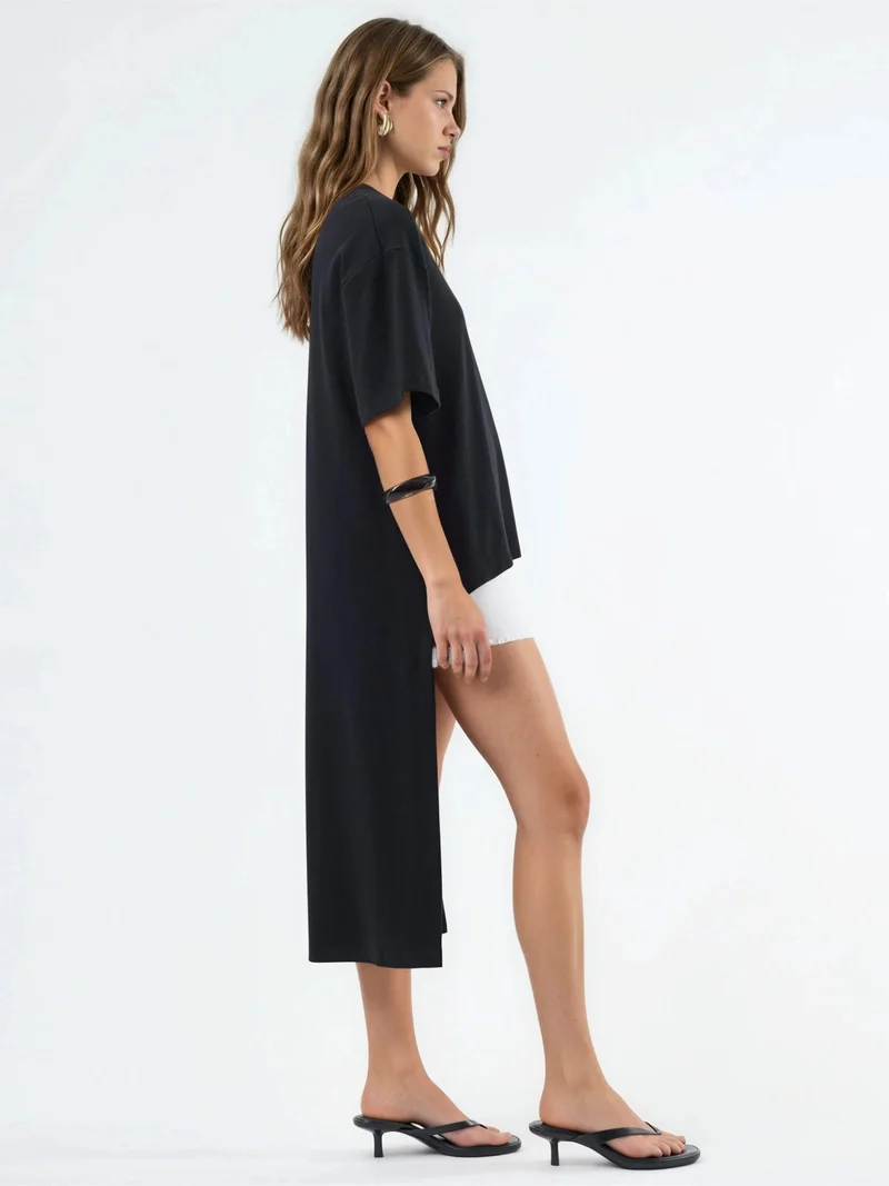 بوسيم BUSEM Oversized Crew Neck Tunic with Slit