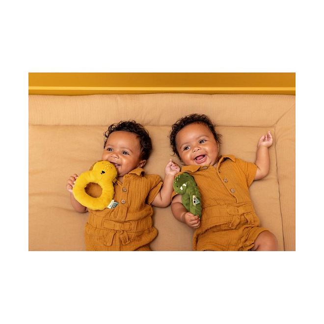 Trixie Mrs. Lion Rattle, Soft, Easy To Hold, Lightweight, 3 Months+, 11 x 4 x 14 cm - Yellow - Image 3