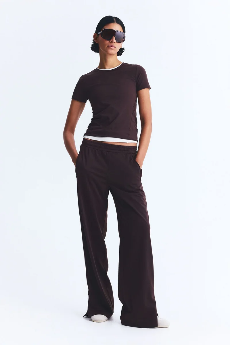 H&M Sports top in DryMove™