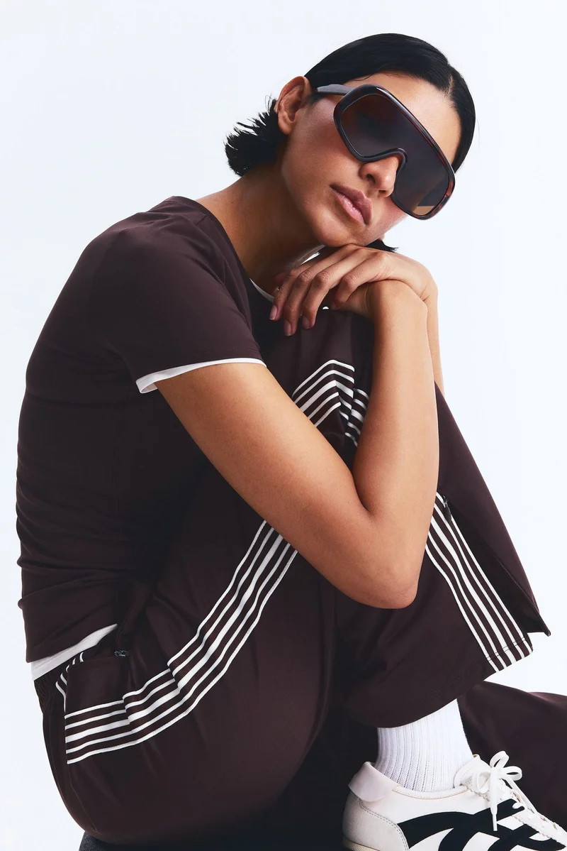 H&M Sports top in DryMove™