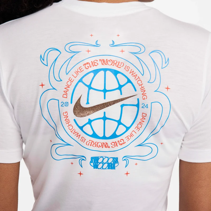 Nike Women's Sportswear T-Shirt