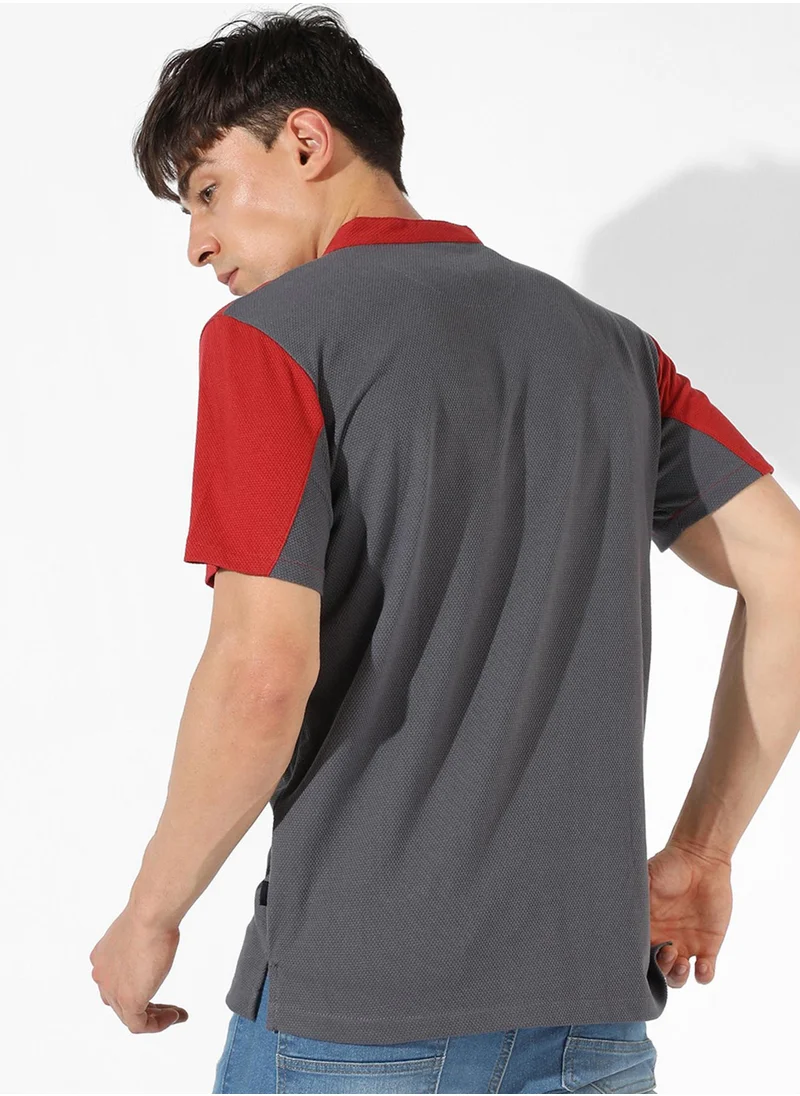 كامبوس سوترا Campus Sutra Men's Multicolor Colorblock Mandarin Collar Half Sleeve Regular Fit Casual T-Shirt For Casual Wear |  T-Shirt Crafted With Comfort Fit & High-Performance For Everyday Wear
