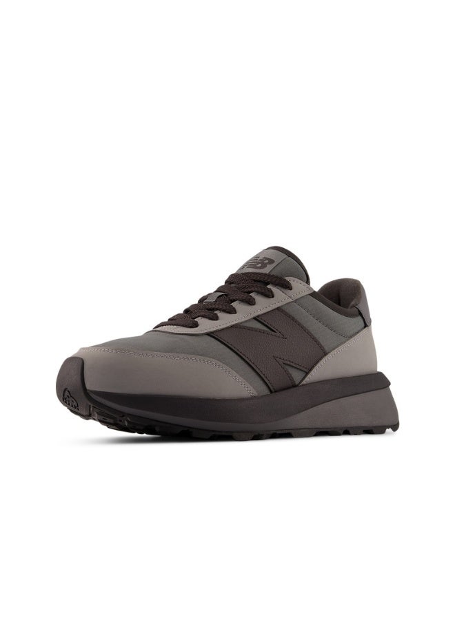 New Balance Castle Rock (188) Trainers - Unisex - Image 5