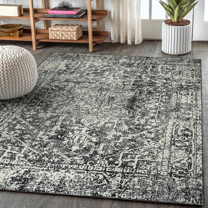 VINTAGE BLACK 5X7 AREA RUGS FOR LIVING ROOM WASHABLE LARGE BEDROOM RUG WITH NON SLIP RUBBER BACKING MEDALLION DISTRESSED SOFT LOW PILE CARPET FOR HOME DECOR 5X7BLACKWHITE