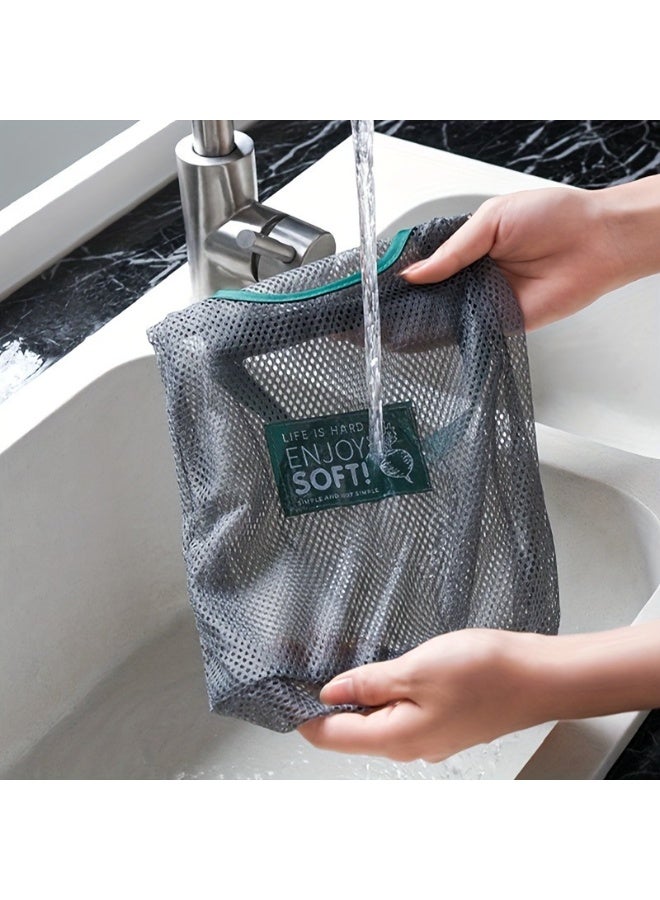 2قطعه كيس تخزين شبكي معلّق لحفظ الخضروات والفواكه طازجة تصميم متين وخفيف الوزن قابل للطي مع تهوية للحفاظ على البصل، الثوم، الطماطم، والخضروات طازجة - Image 3