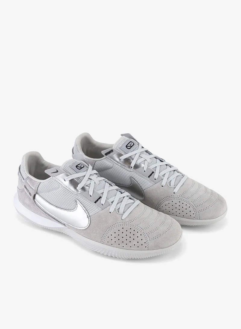 نايكي أحذية كرة قدم داخلية للرجال