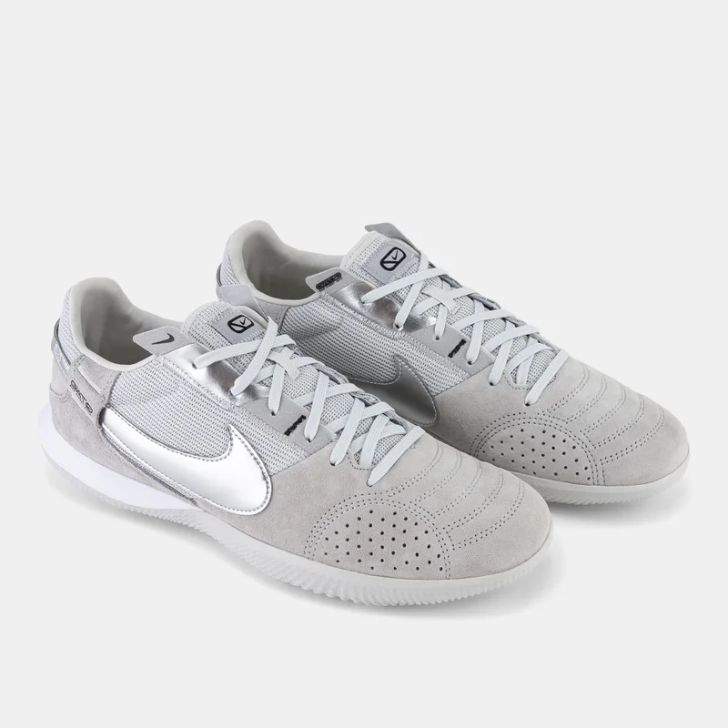 نايكي أحذية كرة قدم داخلية للرجال