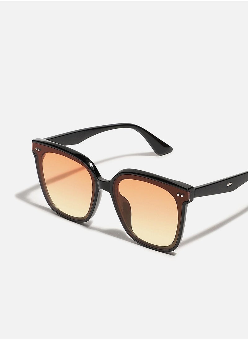 Haute Sauce Black Oversized Sunglass  - Image 4