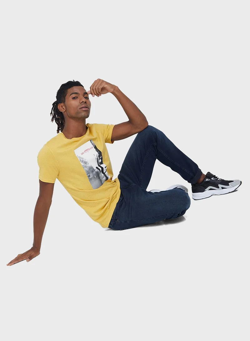 Levi's Essential T-Shirt