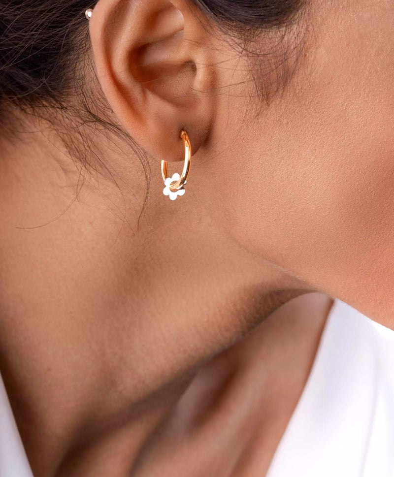 روبي آرت الذهب أقراط روبي آرت جولد من الذهب الخالص عيار 18 قيراطًا للنساء - 1.63 جرام - Image 2