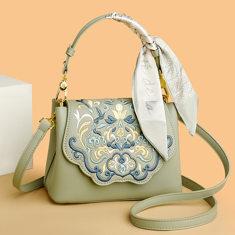 Niche Ethnic Style Embroidered Women''s Bag Handbag High-End Single Shoulder Crossbody Bag Fashion Retro Literary National Style Accessible Luxury - Image 4