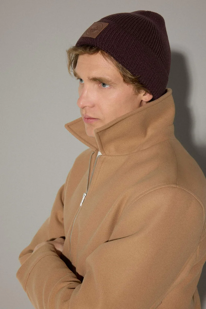 ديفاكتو Boy Woven Label Knit Beanie