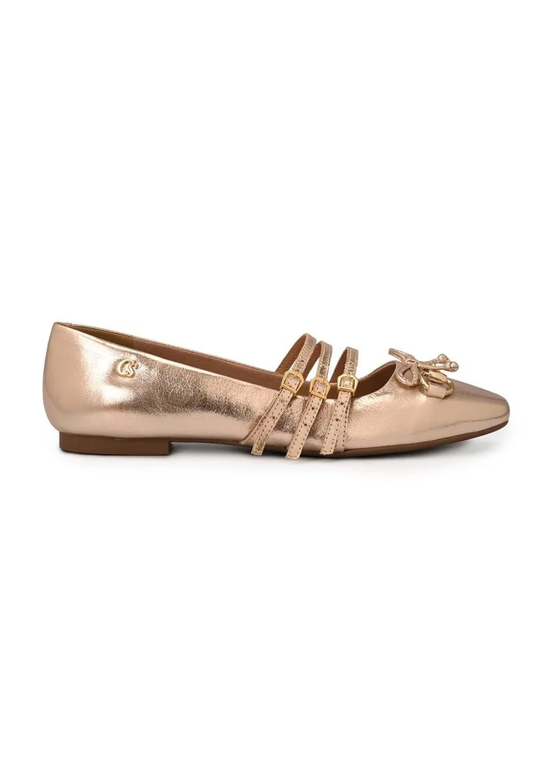 Carmen Steffens Golden Buckle Bit Flat