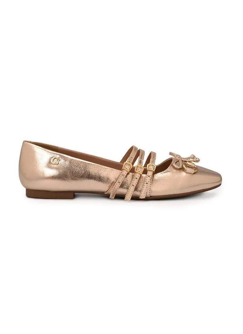 Carmen Steffens Golden Buckle Bit Flat