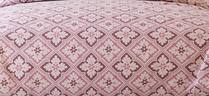Subtlespreads Premium Cotton Feel Summer Cool Elastic Fitted Bedsheets King Size with 2 Pillow Covers || Bedsheets for Double Bed with Elastic Fitting (King Fitted, Pink Bubbles) - Image 4