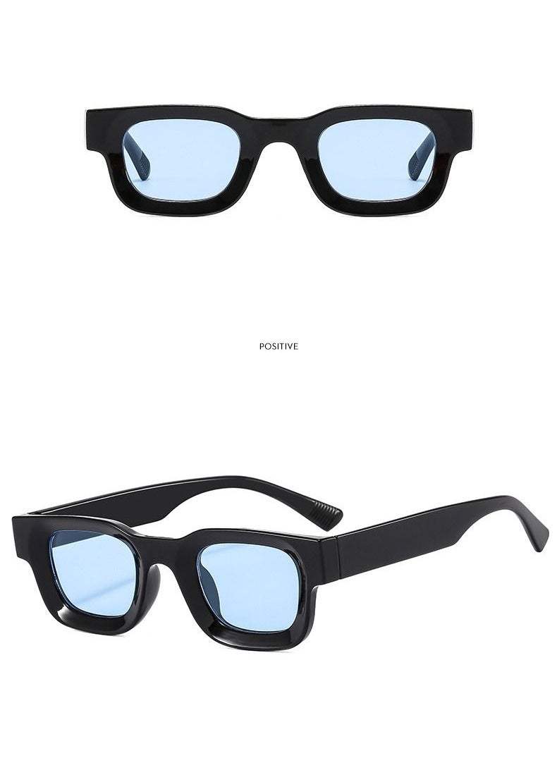 (BeBeauty) - Small Frame Vintage Sunglasses - Image 1