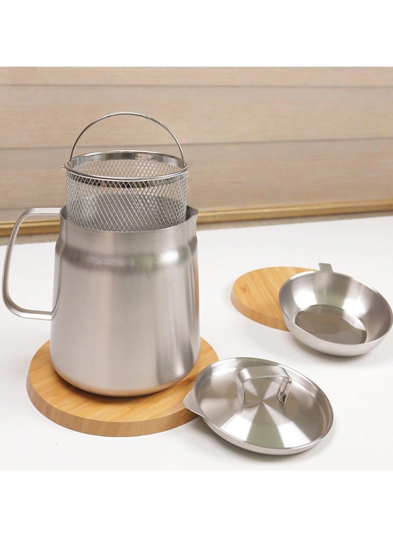 general Stainless steel filter oil pot household with lid filter kitchen frying oil filter residue storage pot can - Image 1