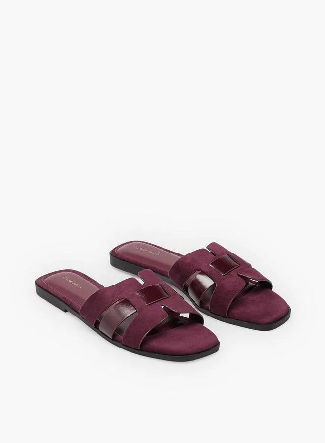 Women Textured Cutout Detail Sandals