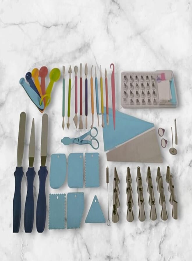 مجموعة أدوات تزيين الكيك مكونة من 56 قطعة، تشمل رؤوس تزيين الكيك، كيس معجنات سيليكون، وصلة بلاستيكية، مسامير تزيين على شكل زهور، قلم تزيين الكيك، ملعقة تزيين الكيك، مجموعة أدوات تزيين الكيك والكب كيك والبسكويت والمعجنات