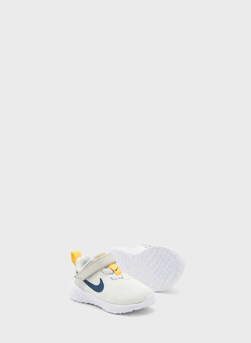Nike Infant Revolution 6V
