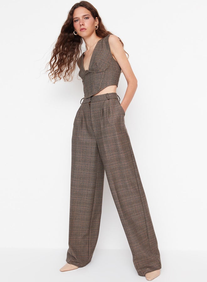 trendyol Brown Wide Leg Woven Trousers - Image 4