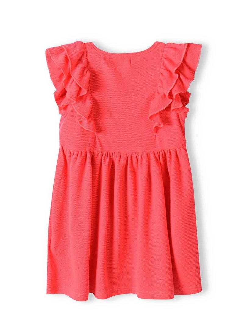 مينوتي فستان قطني بناتي بلون مرجاني بأكمام كشكش - Image 2