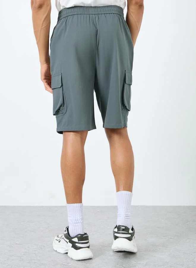 Styli Styli Men Relaxed Fit Cargo Shorts