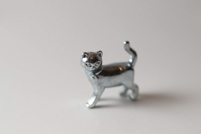 Genaric Board Game Replacement Pieces Movers Tokens Lot of 8 Family Fun - Image 4