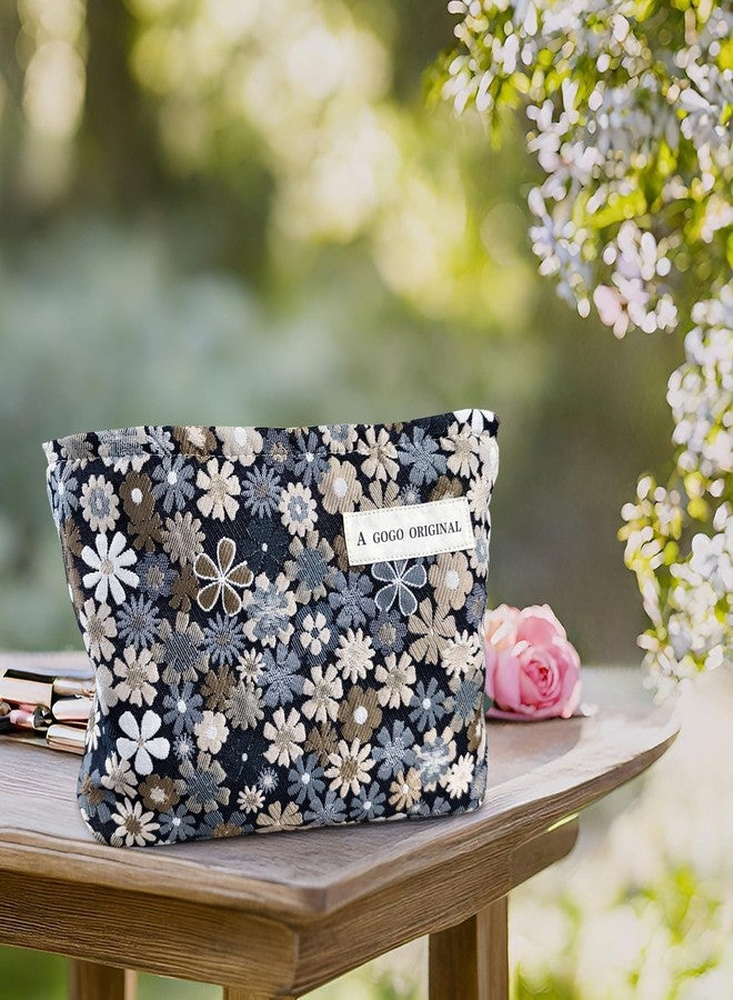 STARDW Flower Cosmetic Bags Makeup Bags for Women and Girls,Travel Makeup Bag Large Capacity Canvas Makeup Bag,Makeup Organizer Bag Zipper Pouch, Garden Daisies, Large Capacity Aesthetic Makeup Bags - Image 5