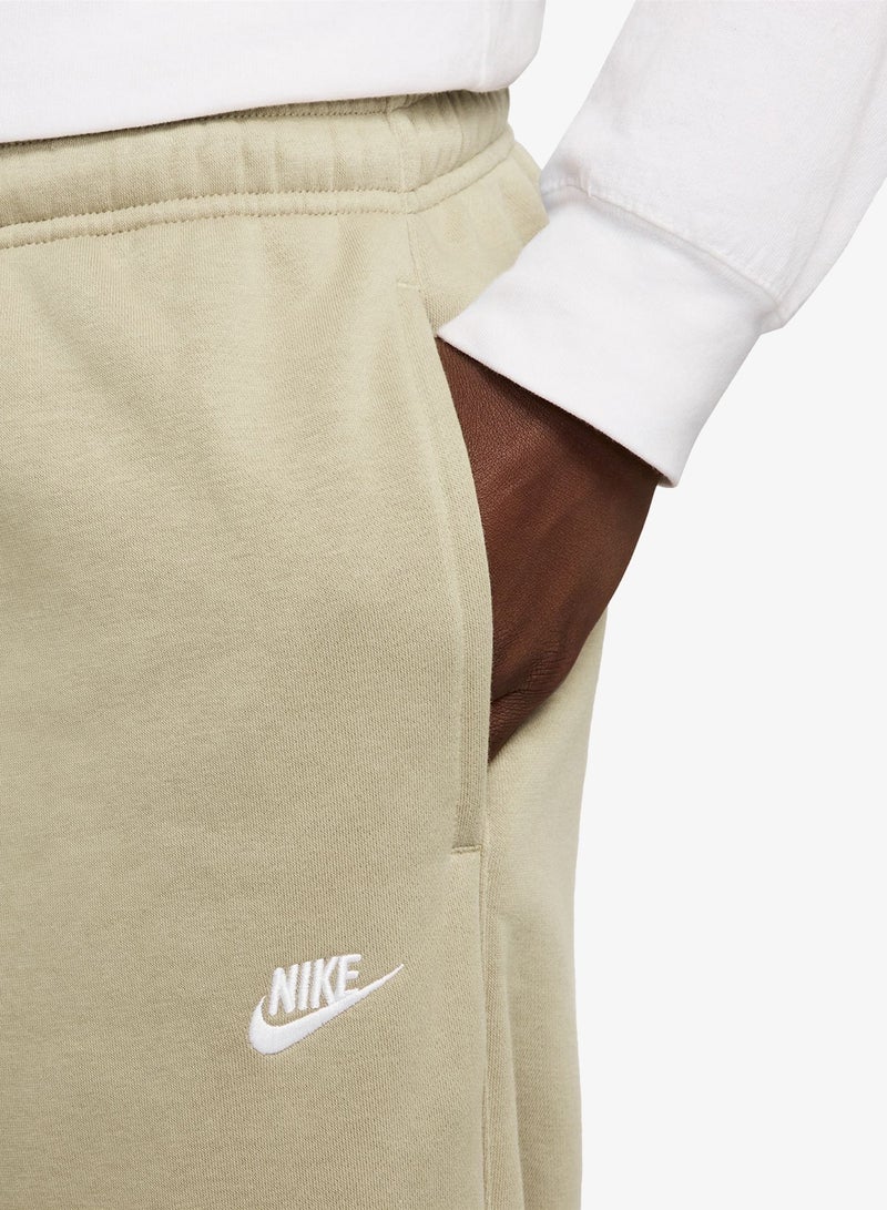 Nike Club Basketball Cuffed Track Pants - Image 3