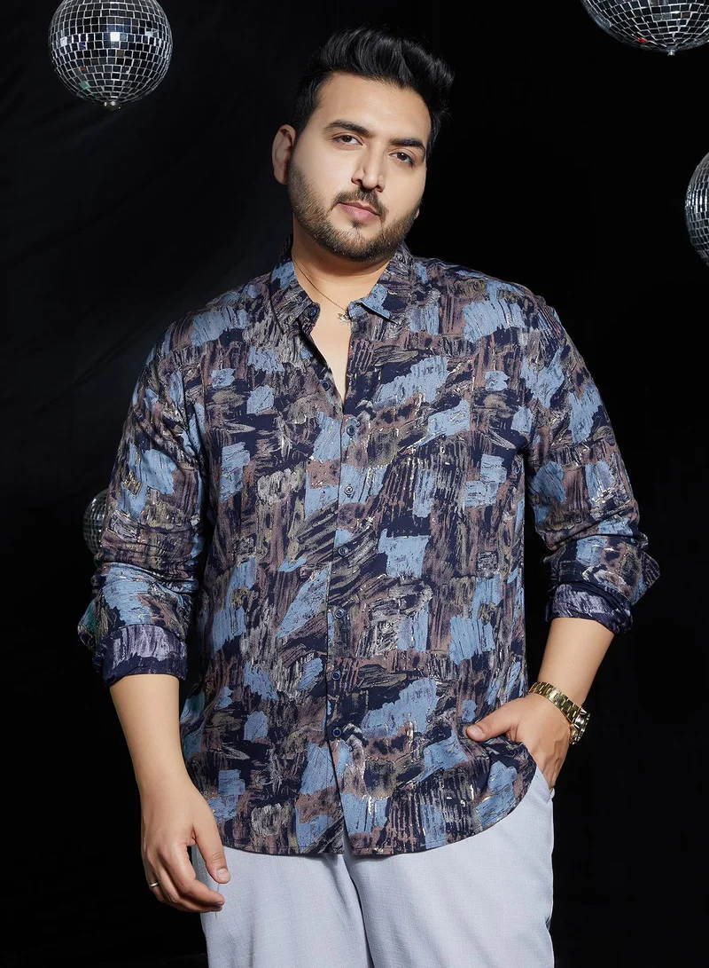 انستافاب بلس قميص رجالي أسود وأزرق مطبوع بالرقائق المعدنية مقاس كبير بياقة ممتدة وأكمام طويلة بأزرار