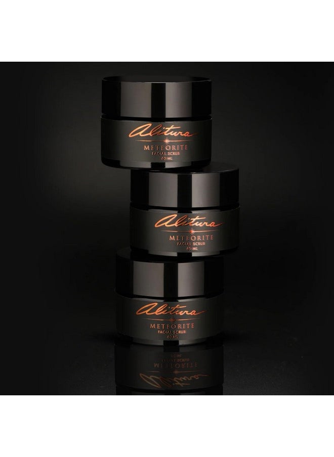 Alitura - Meteorite Scrub. Ultrarefined Granules Of Freshwater Pearl Powder And Bamboo Stem Cells Gently Polish For An Instant Silky Smooth Complexion. - Image 1