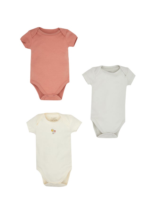 DeFacto Babyboy New Born Regular Fit Envelope Neck Knitted Short Sleeve Snap Body - 3 Pack  - Image 3